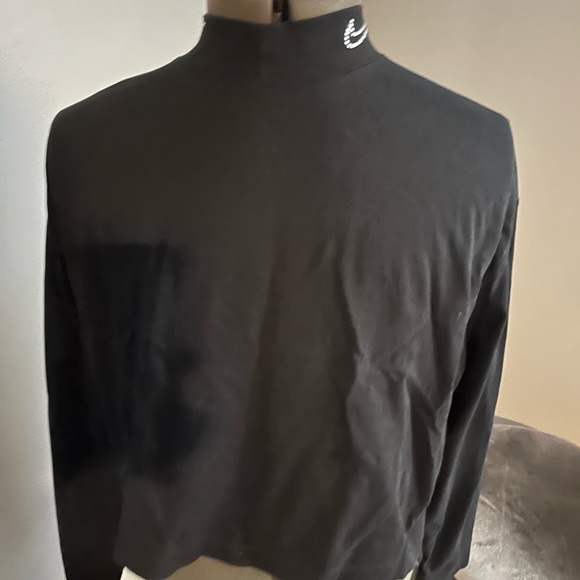Nike black loose fit long sleeve tee. With Nike crystal swoosh. - Picture 4 of 5